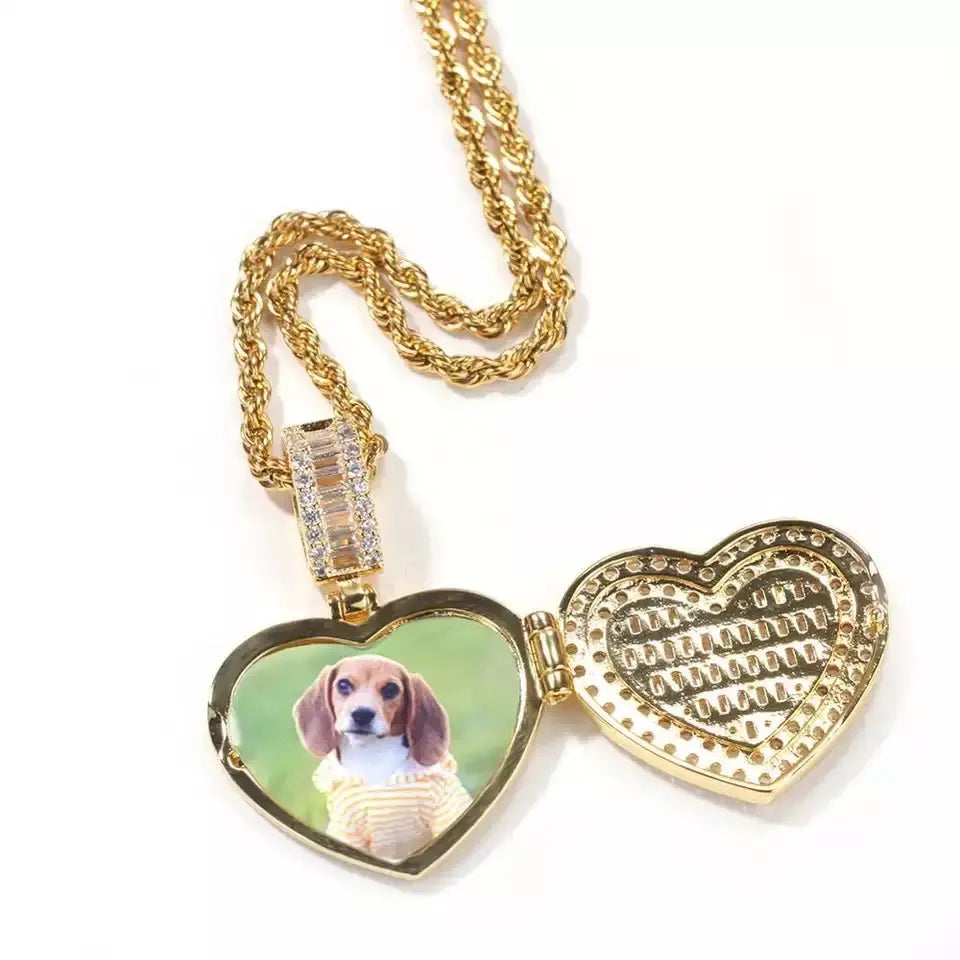 Custom heart photo lock necklace - BizaarFashionCrush