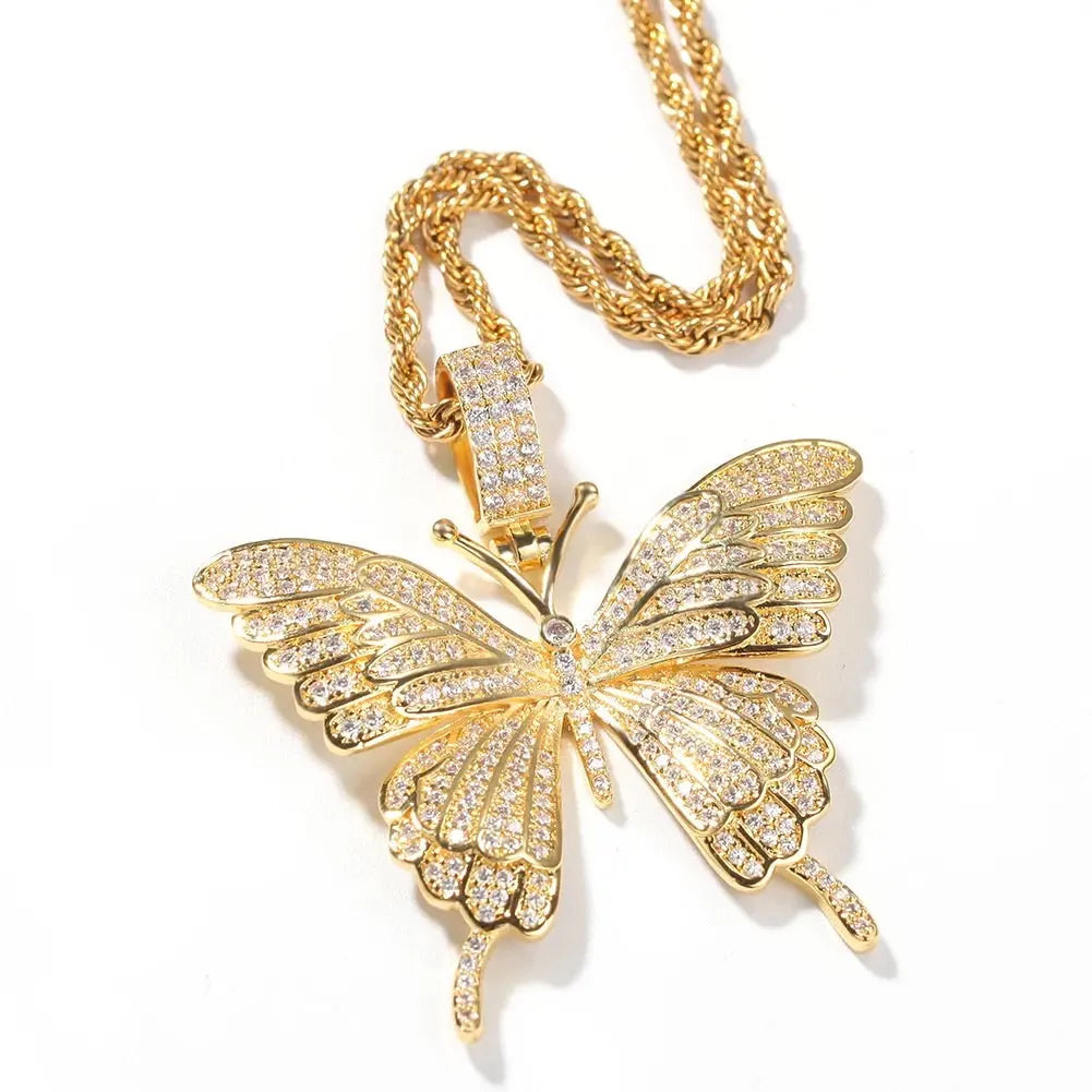 Iconic butterfly necklace - BizaarFashionCrush